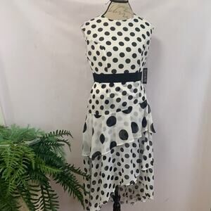 NWT NEWYORK & COMPANY TIERED DRESS‎ SZ LP